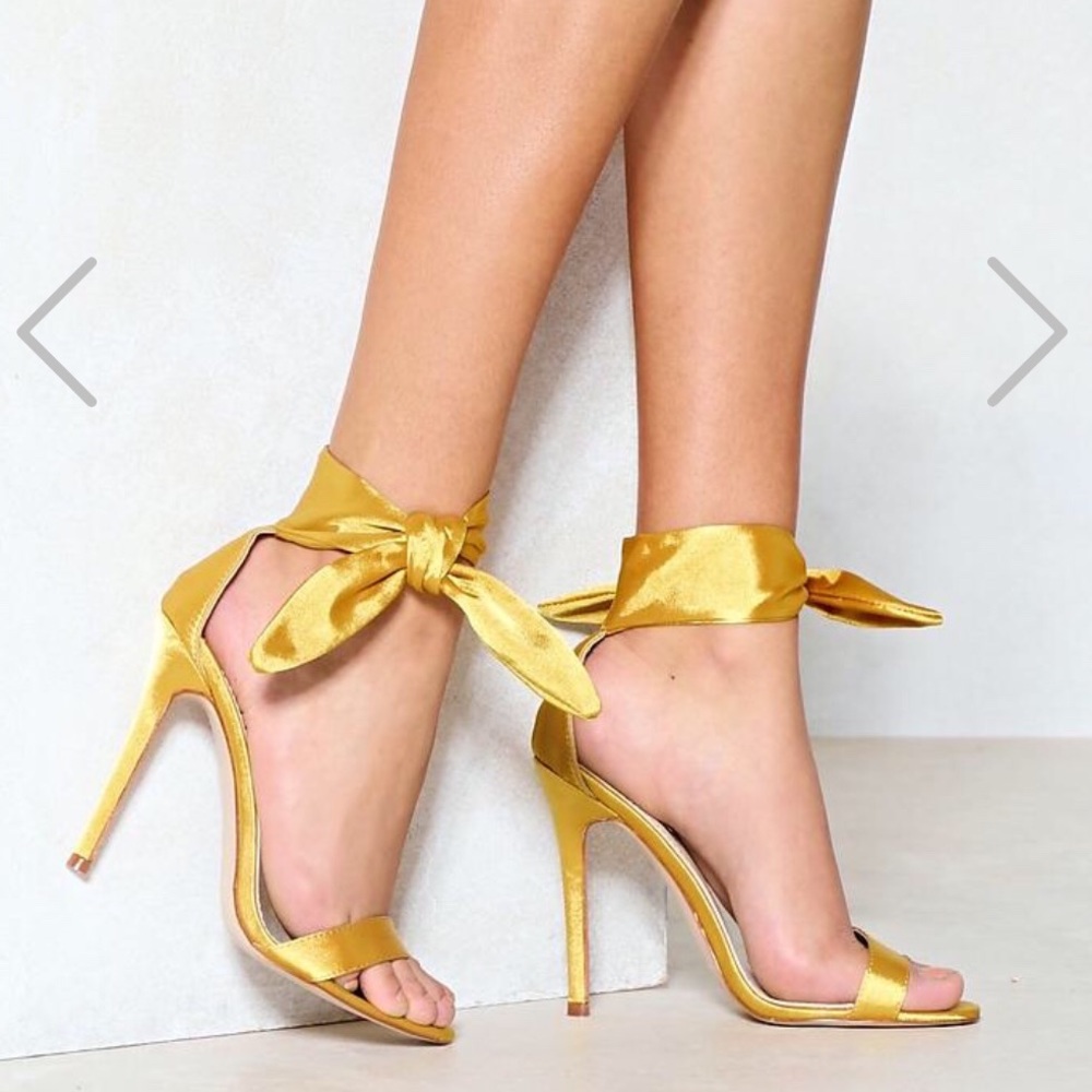 NEW Yellow satin bow heels from NASTY GAL